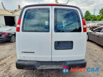Zdjęcie 6 z 13 samochodu: 2015 CHEVROLET EXPRESS G2500 VIN:1GCWGGCF2F1211525 - miniatura