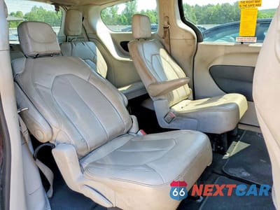 Zdjęcie 11 z 13 samochodu: 2021 CHRYSLER VOYAGER LXI VIN:2C4RC1DGXMR551320 - miniatura