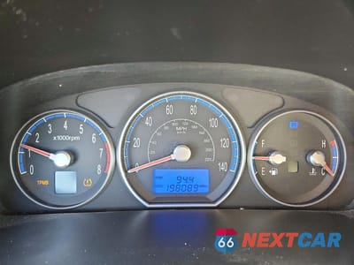Zdjęcie 9 z 13 samochodu: 2007 HYUNDAI SANTA FE SE VIN:5NMSH73E17H050286 - miniatura