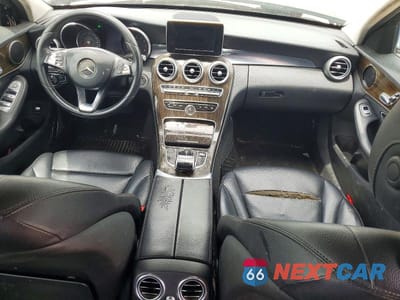 Zdjęcie 8 z 12 samochodu: 2015 MERCEDES-BENZ C 300 VIN:55SWF4JB6FU079943 - miniatura