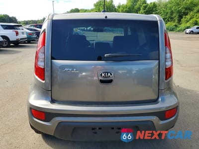 Zdjęcie 6 z 13 samochodu: 2013 KIA SOUL BASE VIN:KNDJT2A50D7504529 - miniatura