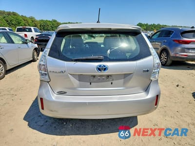 Zdjęcie 6 z 12 samochodu: 2012 TOYOTA PRIUS V TWO VIN:JTDZN3EU9C3029621 - miniatura