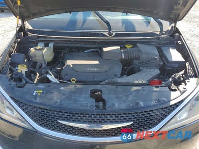 Zdjęcie 12 z 13 samochodu: 2018 CHRYSLER PACIFICA TOURING L VIN:2C4RC1BG2JR120727 - miniatura