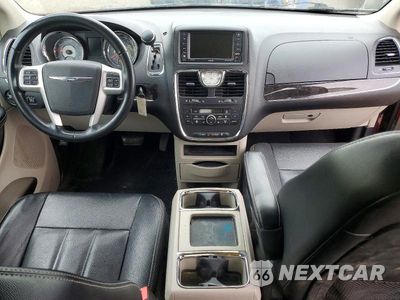 Zdjęcie 8 z 12 samochodu: 2015 CHRYSLER TOWN & COUNTRY TOURING VIN:2C4RC1BGXFR662648 - miniatura