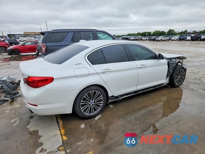 Trzecie zdjęcie samochodu z tyłu: 2018 BMW 530E VIN:WBAJA9C55JB251516 - miniatura