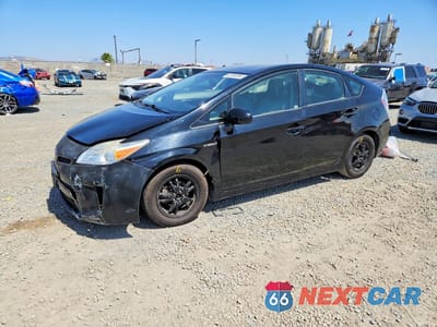 2015 TOYOTA PRIUS FOUR JTDKN3DU5F1898316 - główne zdjęcie licytacji z USA - miniatura
