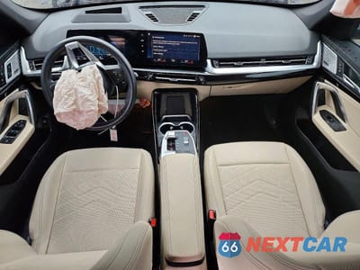 Zdjęcie 8 z 13 samochodu: 2023 BMW X1 XDRIVE28I VIN:WBX73EF0XP5X19945 - miniatura