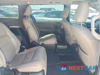 Zdjęcie 11 z 13 samochodu: 2017 TOYOTA SIENNA LIMITED PREMIUM 7-PASSENGER VIN:5TDYZ3DC2HS824282 - miniatura