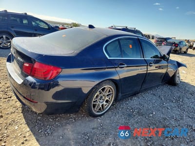 Trzecie zdjęcie samochodu z tyłu: 2013 BMW 528 XI VIN:WBAXH5C56DDW13490 - miniatura