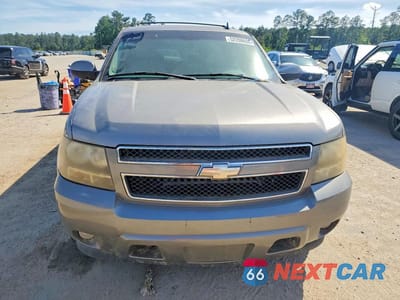 Piąte zdjęcie samochodu w środku: 2008 CHEVROLET SUBURBAN C1500 LS VIN:3GNFC16068G136078 - miniatura