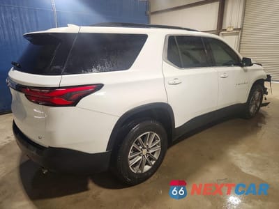 Trzecie zdjęcie samochodu z tyłu: 2023 CHEVROLET TRAVERSE LT VIN:1GNERGKW2PJ337092 - miniatura