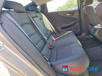 Zdjęcie 10 z 12 samochodu: 2018 CHEVROLET MALIBU LT VIN:1G1ZD5ST5JF126006 - miniatura