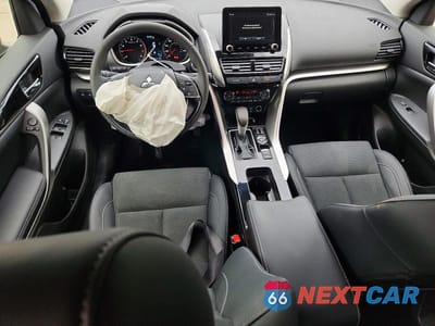 Zdjęcie 8 z 13 samochodu: 2025 MITSUBISHI ECLIPSE CROSS SE VIN:JA4ATWAA3SZ047828 - miniatura