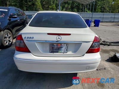 Zdjęcie 6 z 13 samochodu: 2009 MERCEDES-BENZ E 350 VIN:WDBUF56X49B428624 - miniatura