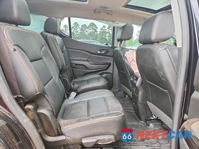 Zdjęcie 11 z 14 samochodu: 2021 GMC ACADIA AT4 VIN:1GKKNLLS6MZ150208 - miniatura