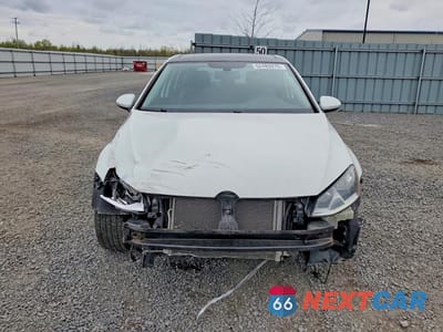 Piąte zdjęcie samochodu w środku: 2017 VOLKSWAGEN GOLF S VIN:3VW117AU4HM029292 - miniatura