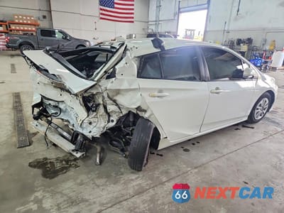 Trzecie zdjęcie samochodu z tyłu: 2016 TOYOTA PRIUS TWO VIN:JTDKBRFU6G3014866 - miniatura