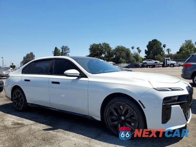 Czwarte zdjęcie samochodu z boku: 2023 BMW 740 I VIN:WBA23EH00PCM83724 - miniatura