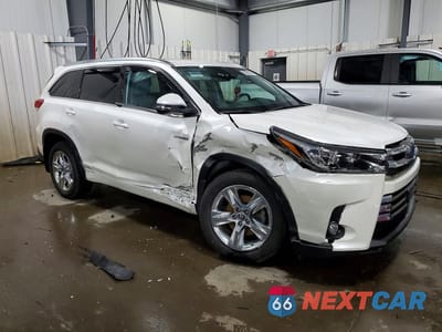 Czwarte zdjęcie samochodu z boku: 2018 TOYOTA HIGHLANDER HYBRID LIMITED VIN:5TDDGRFH1JS041931 - miniatura