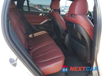 Zdjęcie 11 z 14 samochodu: 2021 BMW X6 XDRIVE40I VIN:5UXCY6C00M9G90162 - miniatura