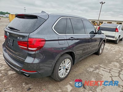 Trzecie zdjęcie samochodu z tyłu: 2016 BMW X5 XDRIVE35I VIN:5UXKR0C5XG0P30190 - miniatura