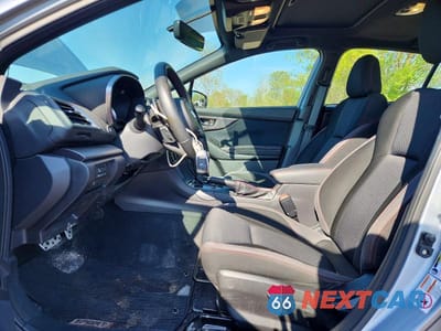 Zdjęcie 7 z 12 samochodu: 2017 SUBARU IMPREZA SPORT VIN:4S3GTAL62H3754247 - miniatura