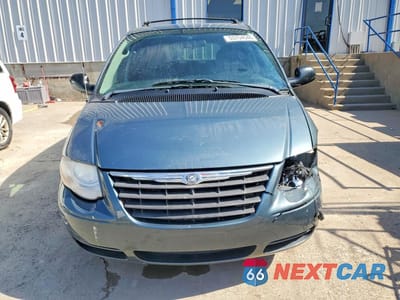Piąte zdjęcie samochodu w środku: 2006 CHRYSLER TOWN & COUNTRY TOURING VIN:2A4GP54L96R783503 - miniatura