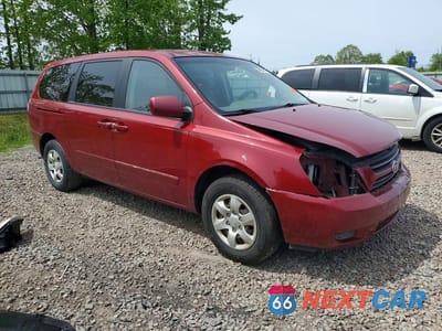 Czwarte zdjęcie samochodu z boku: 2006 KIA SEDONA LX VIN:KNDMB233066076191 - miniatura