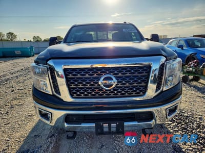 Piąte zdjęcie samochodu w środku: 2016 NISSAN TITAN VIN:1N6BA1F42GN506123 - miniatura