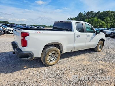Trzecie zdjęcie samochodu z tyłu: 2021 CHEVROLET SILVERADO K1500 VIN:1GCRYAEF3MZ323379 - miniatura