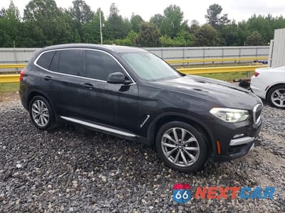 Czwarte zdjęcie samochodu z boku: 2019 BMW X3 SDRIVE30I VIN:5UXTR7C50KLE94916 - miniatura