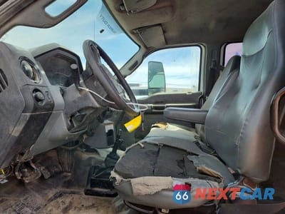 Zdjęcie 7 z 12 samochodu: 2019 FORD F650 SUPER DUTY VIN:1FDNW6DC4KDF07423 - miniatura