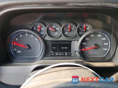 Zdjęcie 9 z 13 samochodu: 2020 CHEVROLET SILVERADO K1500 CUSTOM VIN:3GCPYBEHXLG103816 - miniatura