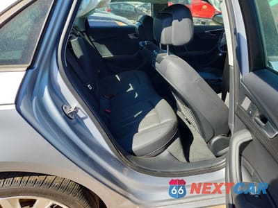 Zdjęcie 10 z 12 samochodu: 2018 AUDI A4 PREMIUM VIN:WAUKMAF40JA148235 - miniatura