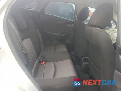 Zdjęcie 10 z 12 samochodu: 2018 MAZDA CX-3 SPORT VIN:JM1DKFB71J0314413 - miniatura