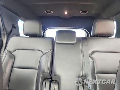 Zdjęcie 10 z 13 samochodu: 2019 FORD EXPLORER XLT VIN:1FM5K8D85KGA81128 - miniatura