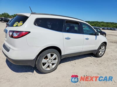 Trzecie zdjęcie samochodu z tyłu: 2017 CHEVROLET TRAVERSE LT VIN:1GNKRGKD8HJ130645 - miniatura