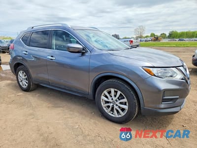 Czwarte zdjęcie samochodu z boku: 2020 NISSAN ROGUE SV VIN:KNMAT2MV6LP515576 - miniatura