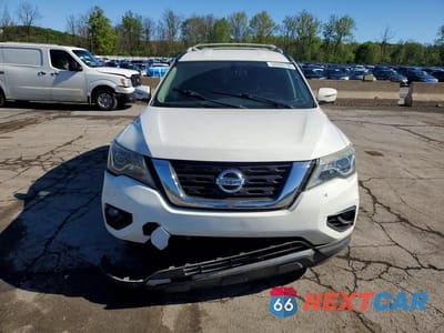 Piąte zdjęcie samochodu w środku: 2017 NISSAN PATHFINDER SL VIN:5N1DR2MM4HC690308 - miniatura