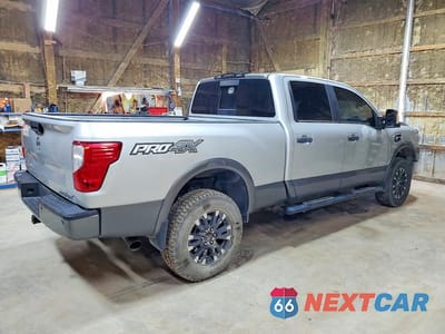 Trzecie zdjęcie samochodu z tyłu: 2019 NISSAN TITAN XD PRO-4X VIN:1N6BA1F46KN521247 - miniatura