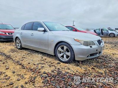 Czwarte zdjęcie samochodu z boku: 2005 BMW 525 I VIN:WBANA53585B855657 - miniatura