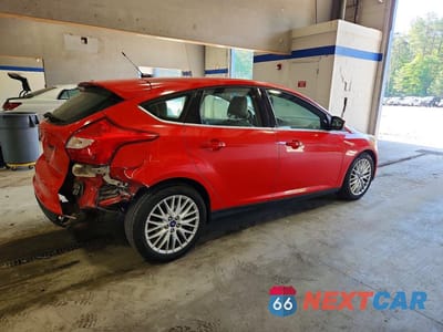 Trzecie zdjęcie samochodu z tyłu: 2012 FORD FOCUS SEL VIN:1FAHP3M20CL265263 - miniatura