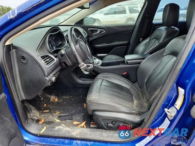 Zdjęcie 7 z 12 samochodu: 2016 CHRYSLER 200 LIMITED VIN:1C3CCCAB5GN107598 - miniatura