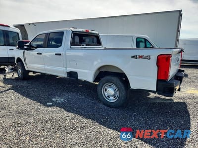 Drugie zdjęcie samochodu z przodu: 2023 FORD F350 SUPER DUTY VIN:1FT8W3BAXPEE20922 - miniatura