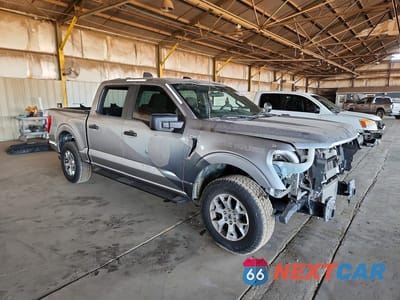 Czwarte zdjęcie samochodu z boku: 2022 FORD F150 POLICE RESPONDER VIN:1FTFW1P8XNKE09757 - miniatura