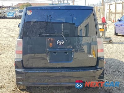 Zdjęcie 6 z 14 samochodu: 2006 TOYOTA SCION XB VIN:JTLKT324864077965 - miniatura