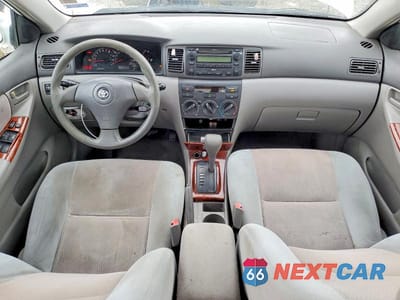 Zdjęcie 8 z 12 samochodu: 2007 TOYOTA COROLLA LE VIN:1NXBR30E07Z916154 - miniatura
