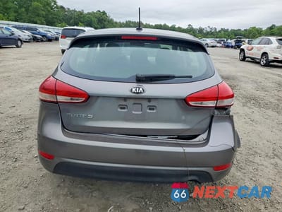 Zdjęcie 6 z 12 samochodu: 2016 KIA FORTE LX VIN:KNAFK5A88G5635595 - miniatura