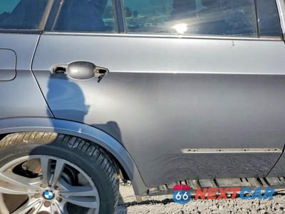 Zdjęcie 10 z 12 samochodu: 2010 BMW X5 M VIN:5YMGY0C5XALK25662 - miniatura