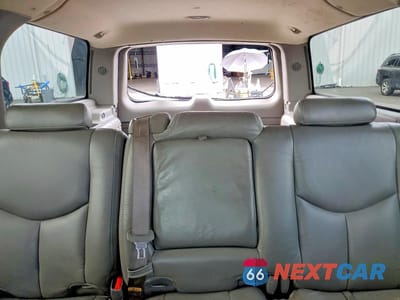 Zdjęcie 10 z 13 samochodu: 2004 GMC YUKON XL VIN:3GKEC16Z44G194000 - miniatura